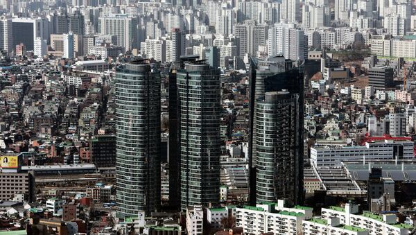 Вид на Сеул со смотровой площадки парка Намсан. - 俄羅斯衛星通訊社