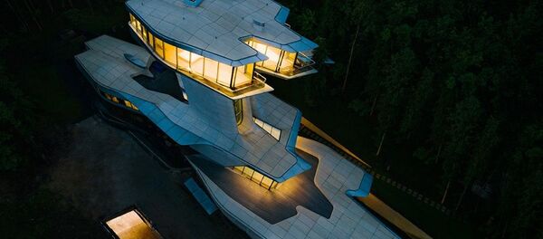 дом в Барвихе, построенный по проекту британского архитектора Захи Хадид  - 俄罗斯卫星通讯社