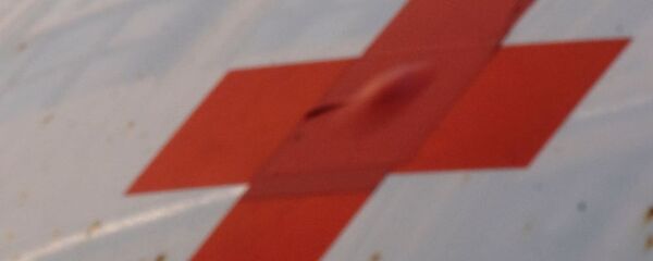 Красный крест на автомобиле скорой помощи Красный крест на автомобиле скорой помощи - 俄罗斯卫星通讯社