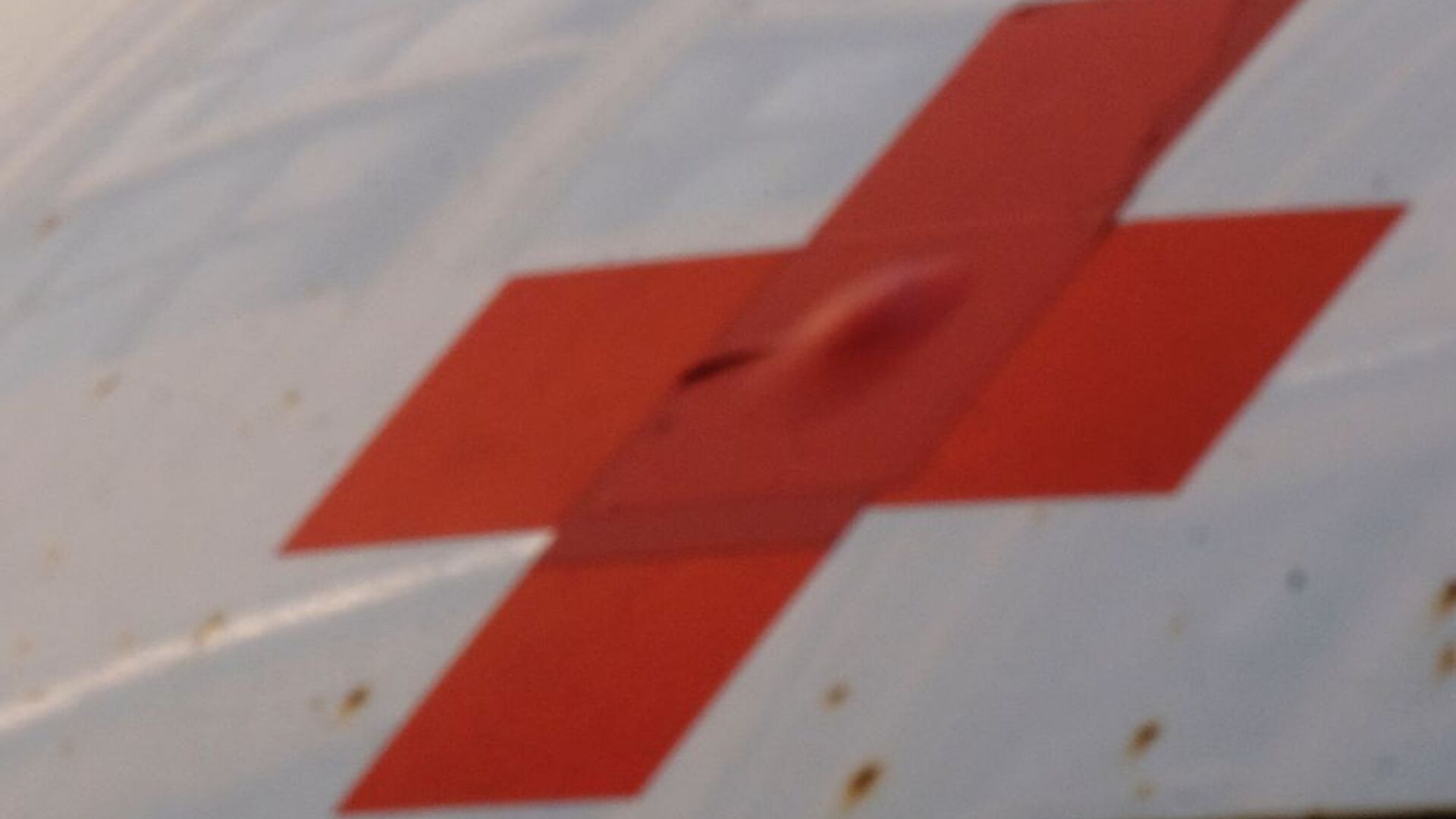 Красный крест на автомобиле скорой помощи  - 俄罗斯卫星通讯社, 1920, 30.03.2021