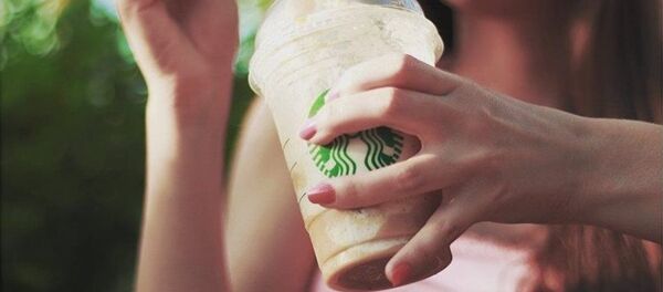 星巴克因新冠疫情禁止顾客使用自带杯 - 俄罗斯卫星通讯社