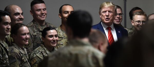 Президент США Дональд Трамп во время посещения американской военной базы в Афганистане - 俄罗斯卫星通讯社