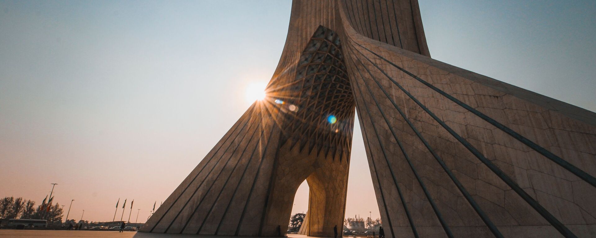 Башня Азади в Тегеране,Иран - 俄罗斯卫星通讯社, 1920, 11.08.2023