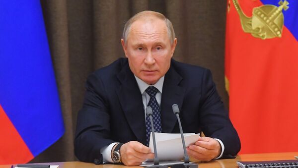 Президент РФ Владимир Путин проводит совещание по вопросам военного строительства и развития военно-промышленного комплекса - 俄罗斯卫星通讯社