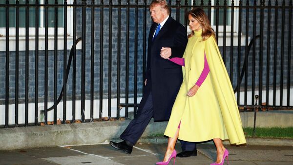Президент США Дональд Трамп с женой Меланией в Лондоне  - 俄羅斯衛星通訊社