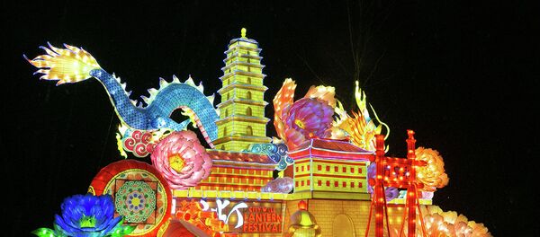 Световые инсталляции фестиваля Китая в Сокольниках. Световые инсталляции фестиваля Китая в Сокольниках. - 俄罗斯卫星通讯社