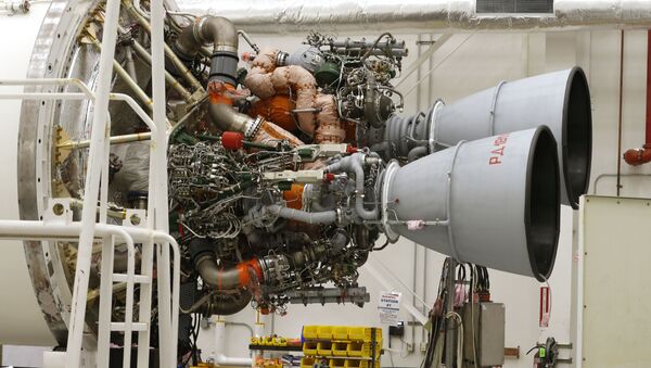 Двигатели РД-181 на ракете-носителе Antares на космодроме Уоллопс - 俄罗斯卫星通讯社