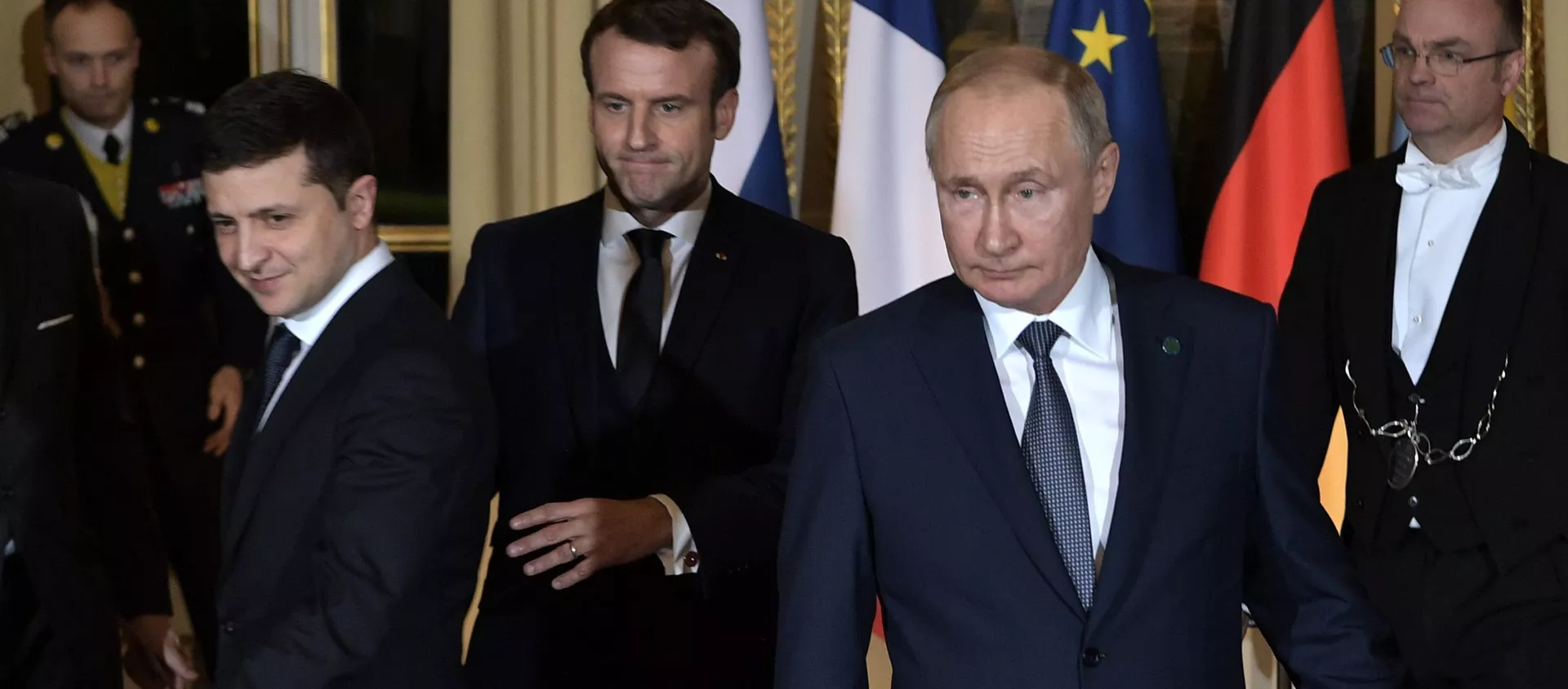 Рабочий визит президента РФ В. Путина во Францию  - 俄羅斯衛星通訊社, 1920, 12.07.2020