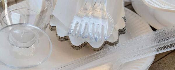 Одноразовая пластиковая посуда - 俄羅斯衛星通訊社