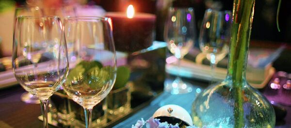 Винные бокалы в ресторане Винные бокалы в ресторане - 俄罗斯卫星通讯社