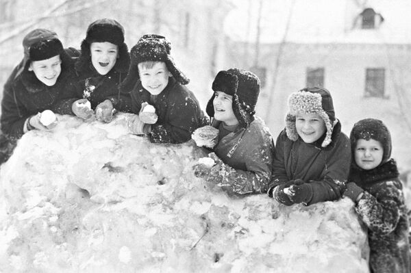 Зимние каникулы у школьников Череповца, 1971 год - 俄罗斯卫星通讯社