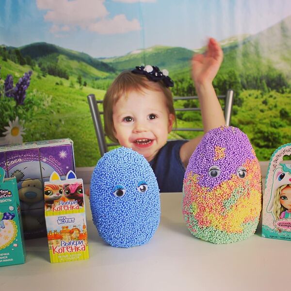 福布斯发布最高收入博主榜单 5岁俄罗斯女孩上榜 - 俄罗斯卫星通讯社