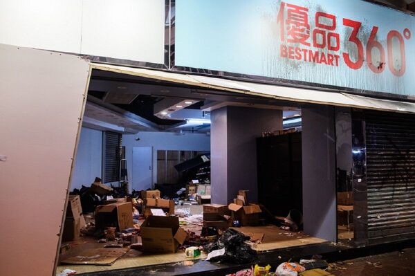 香港零售商向内地转移:金融业是否将步其后尘? 香港零售商向内地转移:金融业是否将步其后尘? - 俄罗斯卫星通讯社