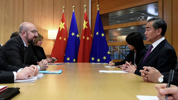 Министр иностранных дел Китая Ван И на встрече с президентом Европейского совета Шарлем Мишелем в штаб-квартире Совета ЕС в Брюсселе - 俄罗斯卫星通讯社