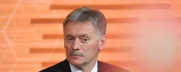 Пресс-секретарь президента России Дмитрий Песков на ежегодной большой пресс-конференции Владимира Путина - 俄罗斯卫星通讯社