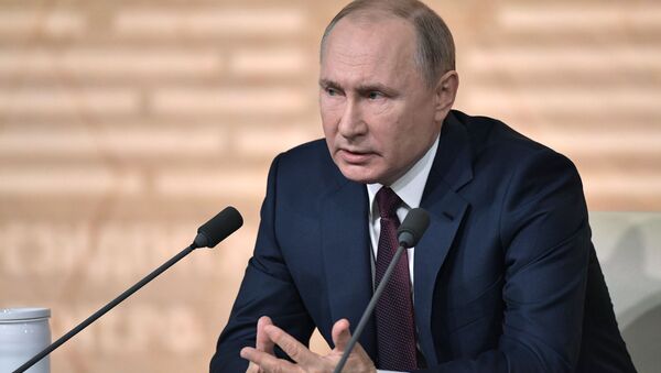 Президент России Владимир Путин на большой ежегодной пресс-конференции  - 俄羅斯衛星通訊社