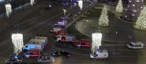Автомобили полиции на Лубянской площади в Москве, где произошла стрельба Автомобили полиции на Лубянской площади в Москве, где произошла стрельба - 俄羅斯衛星通訊社