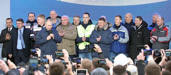 23 декабря 2019. Президент РФ Владимир Путин на церемонии открытия движения по железнодорожной части Крымского моста через Керченский пролив на станции Тамань пассажирская. 23 декабря 2019. Президент РФ Владимир Путин на церемонии открытия движения по железнодорожной части Крымского моста через Керченский пролив на станции Тамань пассажирская. - 俄羅斯衛星通訊社