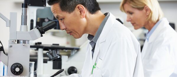 科学家发现新冠病毒在体内保持多长时间 - 俄罗斯卫星通讯社