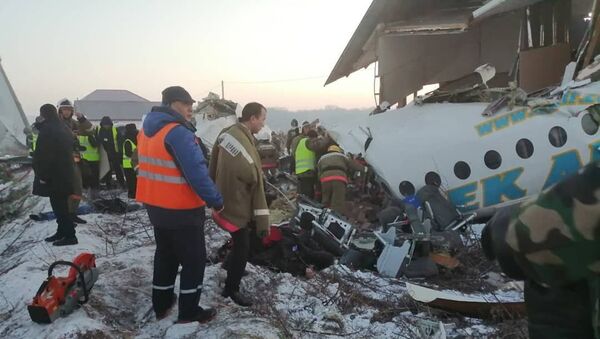 BEK AIR航空公司一航班從阿拉木圖起飛時在居民區墜毀 - 俄羅斯衛星通訊社