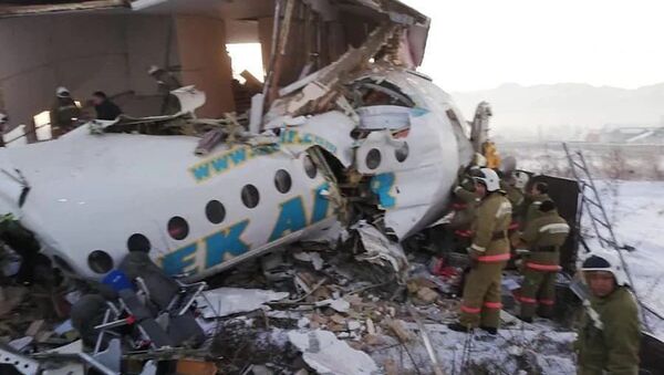 BEK AIR航空公司一航班从阿拉木图起飞时在居民区坠毁 - 俄罗斯卫星通讯社