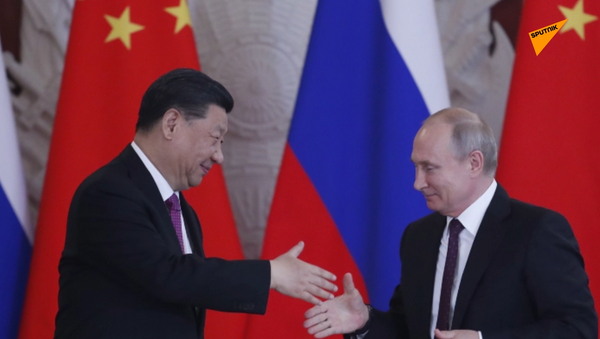 中国驻俄大使：中俄政治对话正积极发展 - 俄罗斯卫星通讯社