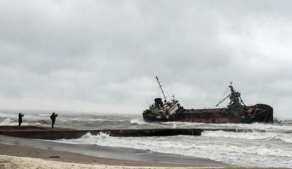 Затонувший возле Одессы танкер Делфи - 俄羅斯衛星通訊社