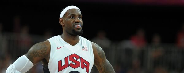 詹姆斯獲美聯社10年最佳男運動員 - 俄羅斯衛星通訊社