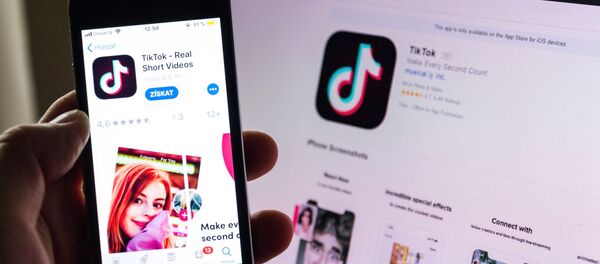 Иконка на экране смартфона социальной сети TikTok - 俄罗斯卫星通讯社