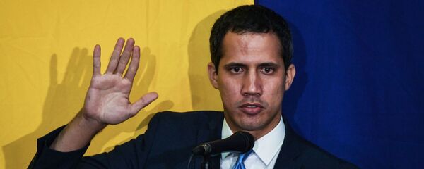 Лидер оппозиции Хуан Гуаидо на собрании оппозиции в штаб-квартире газеты El Nacional в Каракасе - 俄罗斯卫星通讯社