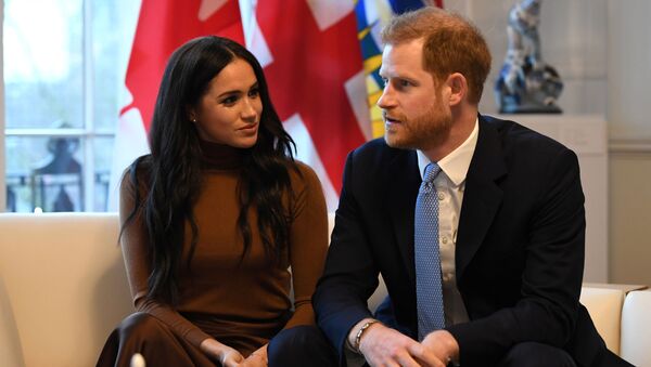 Принц Гарри с супругой Меган Маркл во время посещения Канадского дома в Лондоне - 俄羅斯衛星通訊社