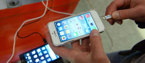 Зарядная станция для мобильных гаджетов - 俄罗斯卫星通讯社