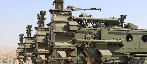 俄S-300防空導彈部隊在塔吉克斯坦演習期間擊退假想敵發動的攻擊 - 俄羅斯衛星通訊社