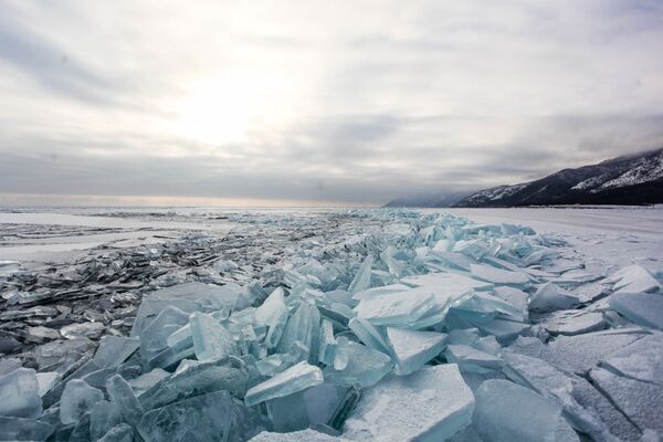 Лед на озере Байкал - 俄羅斯衛星通訊社