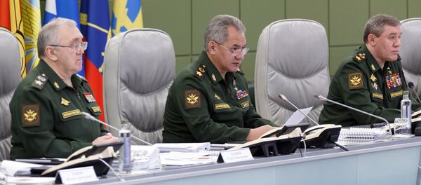Министр обороны РФ Сергей Шойгу проводит селекторное совещание в Национальном центре управления обороной РФ в Москве Министр обороны РФ Сергей Шойгу проводит селекторное совещание в Национальном центре управления обороной РФ в Москве - 俄羅斯衛星通訊社