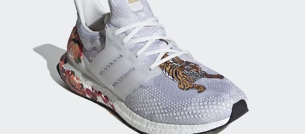 阿迪达斯计划推出六款“中国风”UltraBoosts庆祝中国新年 - 俄罗斯卫星通讯社