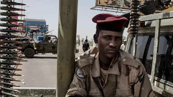 军人在喀土穆的一条街道上值班 - 俄罗斯卫星通讯社