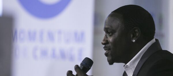 說唱歌手阿肯宣佈將在塞內加爾打造“阿肯市” - 俄羅斯衛星通訊社