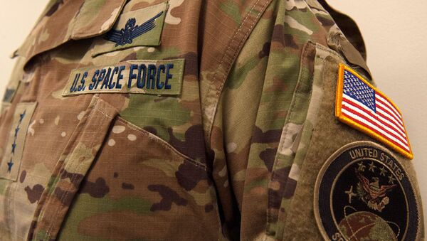 美國太空軍新制服因與科幻片中的制服相似被嘲 - 俄羅斯衛星通訊社