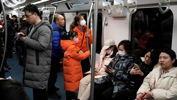 Люди в масках в китайском метро - 俄羅斯衛星通訊社