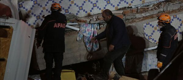 Последствия землетрясения на востоке Турции - 俄罗斯卫星通讯社