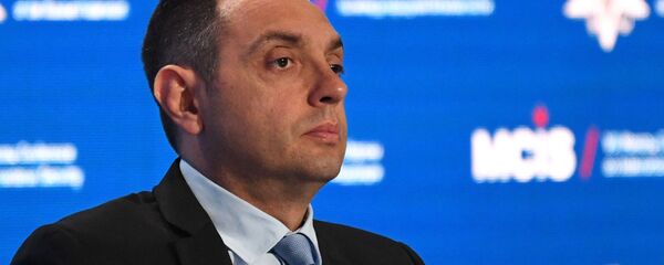 Министр обороны Сербии Александр Вулин - 俄罗斯卫星通讯社