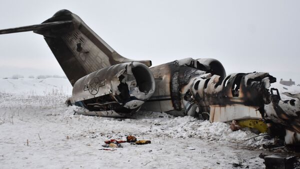Обломки американского военного самолета, потерпевшего крушение в провинции Газни, Афганистан. 27 января 2020 - 俄羅斯衛星通訊社