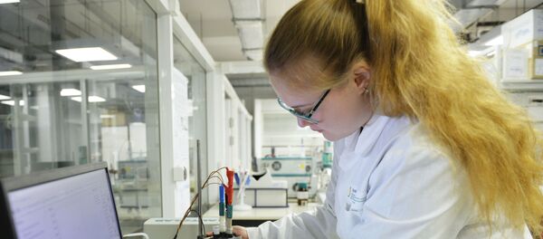 Ученые Уральского федерального университета предложили использовать разработанный в вузе препарат Триазавирин для борьбы с коронавирусом в Китае Ученые Уральского федерального университета предложили использовать разработанный в вузе препарат Триазавирин для борьбы с коронавирусом в Китае - 俄羅斯衛星通訊社