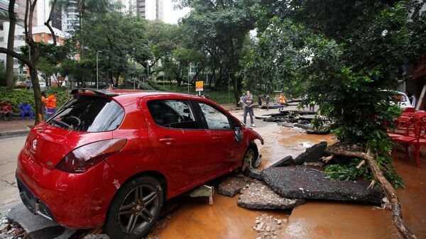 巴西暴雨造成的死亡人数增加到35人 - 俄罗斯卫星通讯社