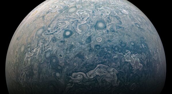 “朱諾號”(Juno)航天器飛越木星的北半球，拍下了驚人的照片。 - 俄羅斯衛星通訊社
