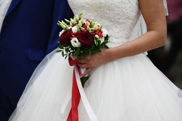 新娘手中的花束 - 俄罗斯卫星通讯社