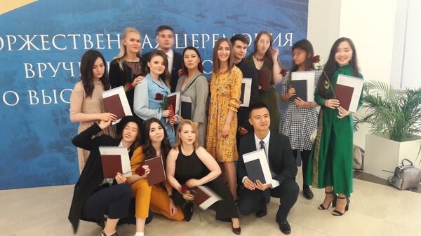 俄符拉迪沃斯托克中国学生学者联谊会主席:赴俄留学的中国学生人数正在快速增加 俄符拉迪沃斯托克中国学生学者联谊会主席:赴俄留学的中国学生人数正在快速增加 - 俄罗斯卫星通讯社