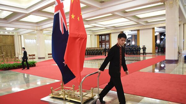 Флаги КНР и Новой Зеландии в Пекине. - 俄羅斯衛星通訊社