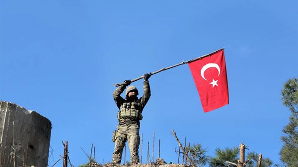 土耳其國防部稱在伊拉克北部的軍事行動中大量消滅庫爾德工人黨武裝 - 俄羅斯衛星通訊社